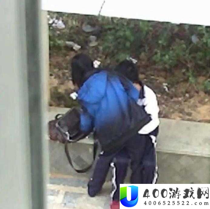 男生在学校摸女生，研究生该怎么办？